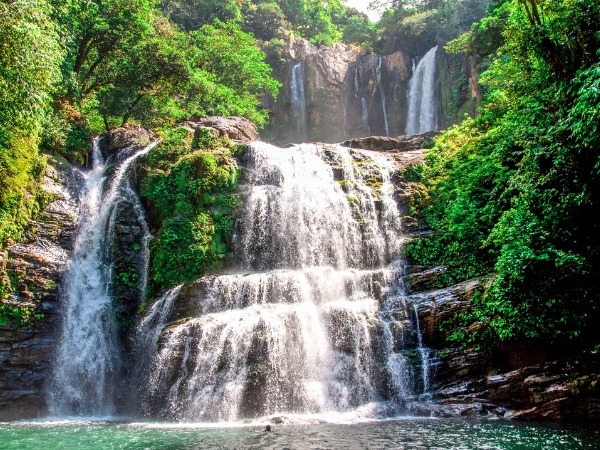 Nauyaca Waterfalls